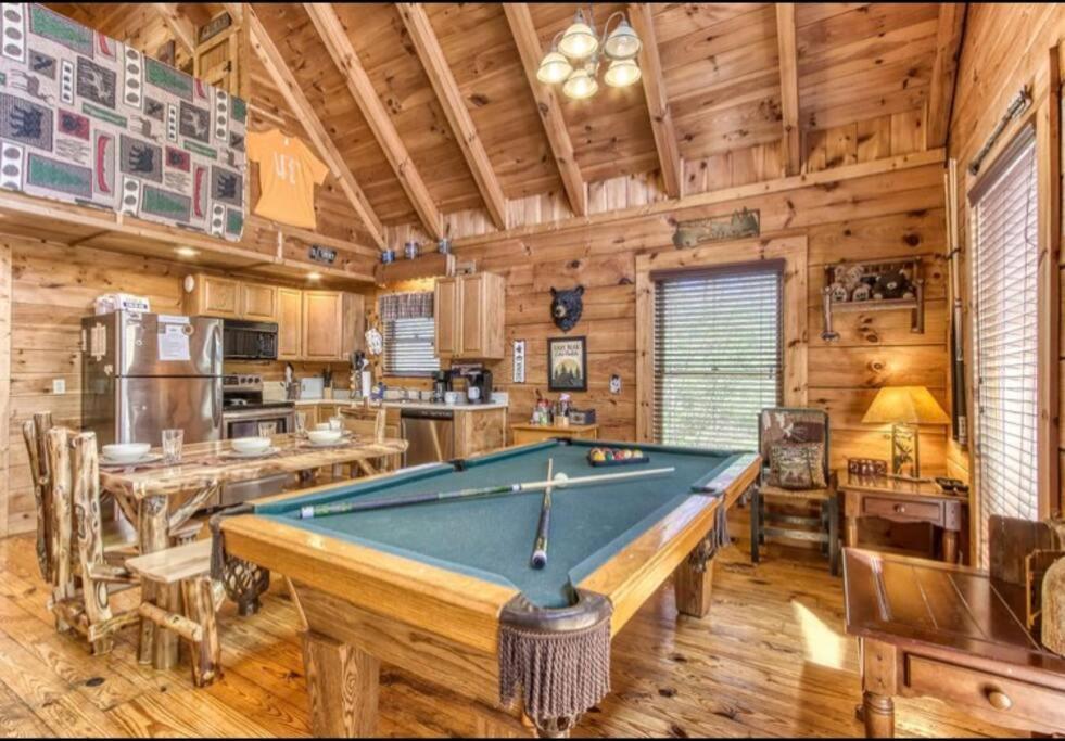 Lazy Bear Cabin سيفيرفيل المظهر الخارجي الصورة
