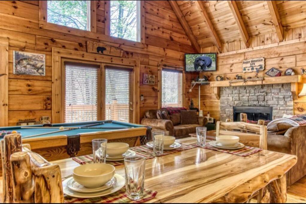 Lazy Bear Cabin سيفيرفيل المظهر الخارجي الصورة