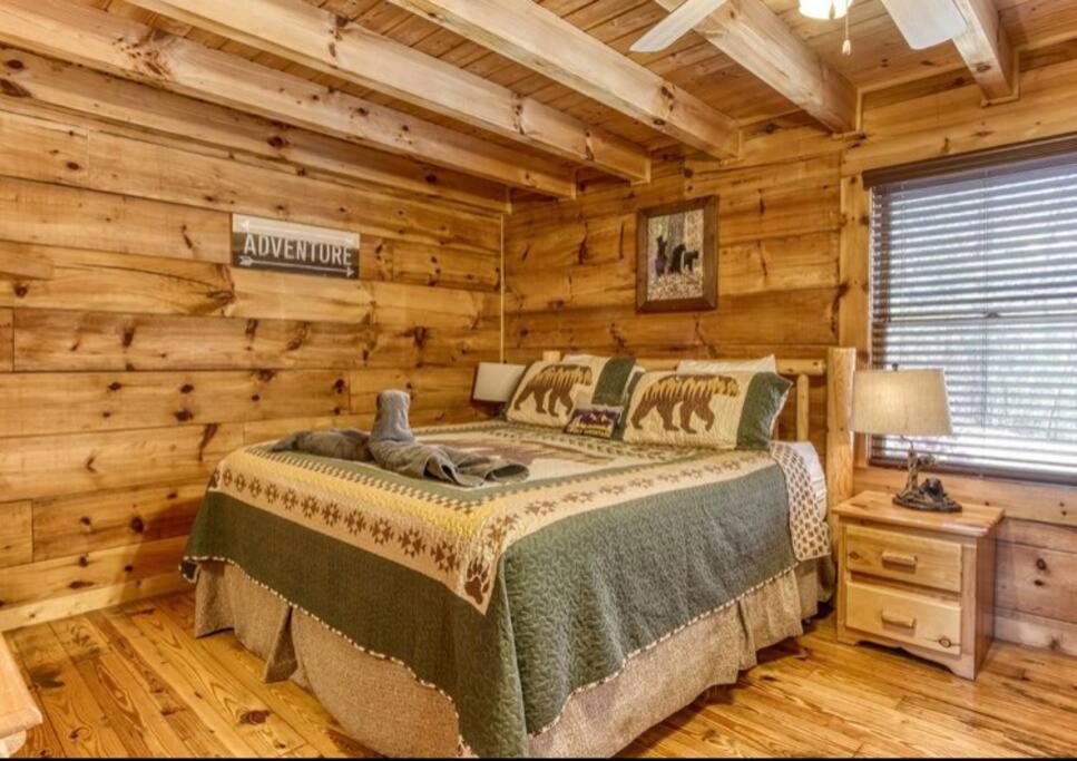 Lazy Bear Cabin سيفيرفيل المظهر الخارجي الصورة
